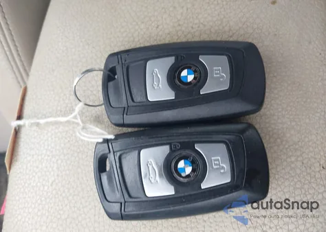 2015 BMW 320I xDrive из США, поврежденный, VIN WBA3C3G52FNS75501